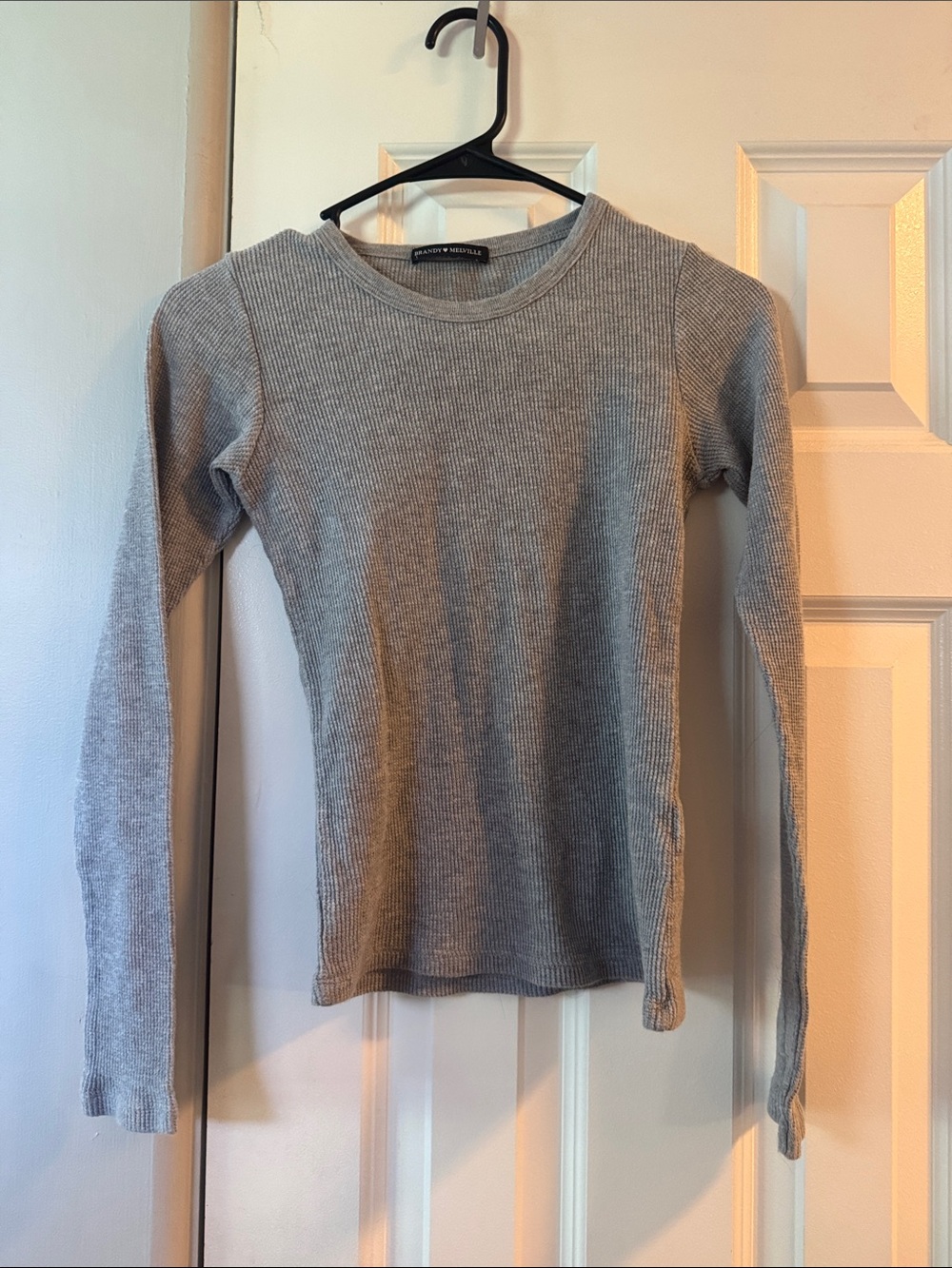 Brandy Melville Gray Ribbed Long Sleeve Crewneck Top